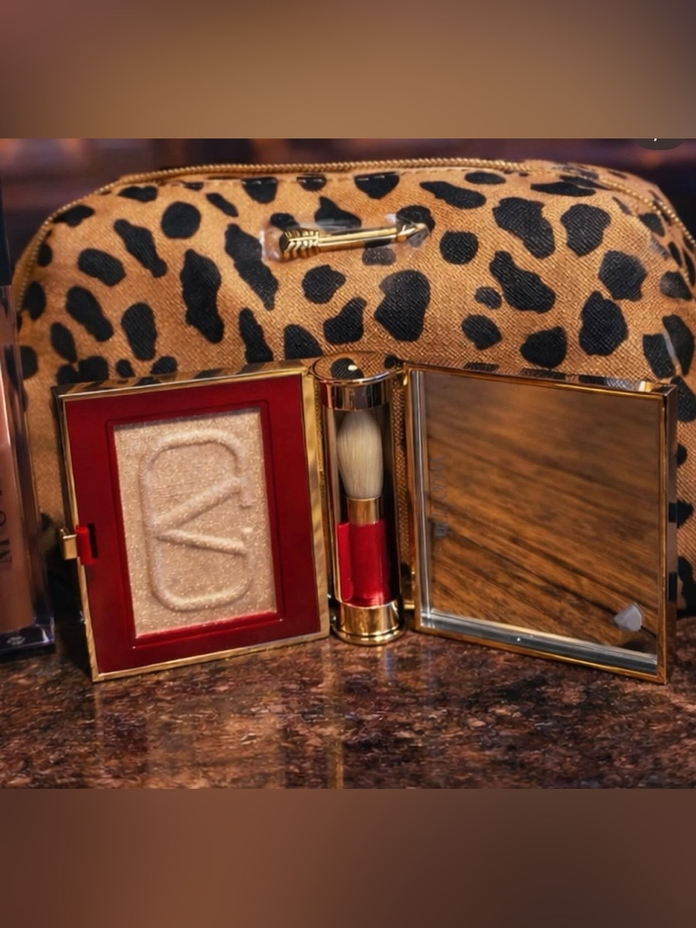 Valentino Eye2Cheek in Put a Spike on It - Limited Edition BNIB
